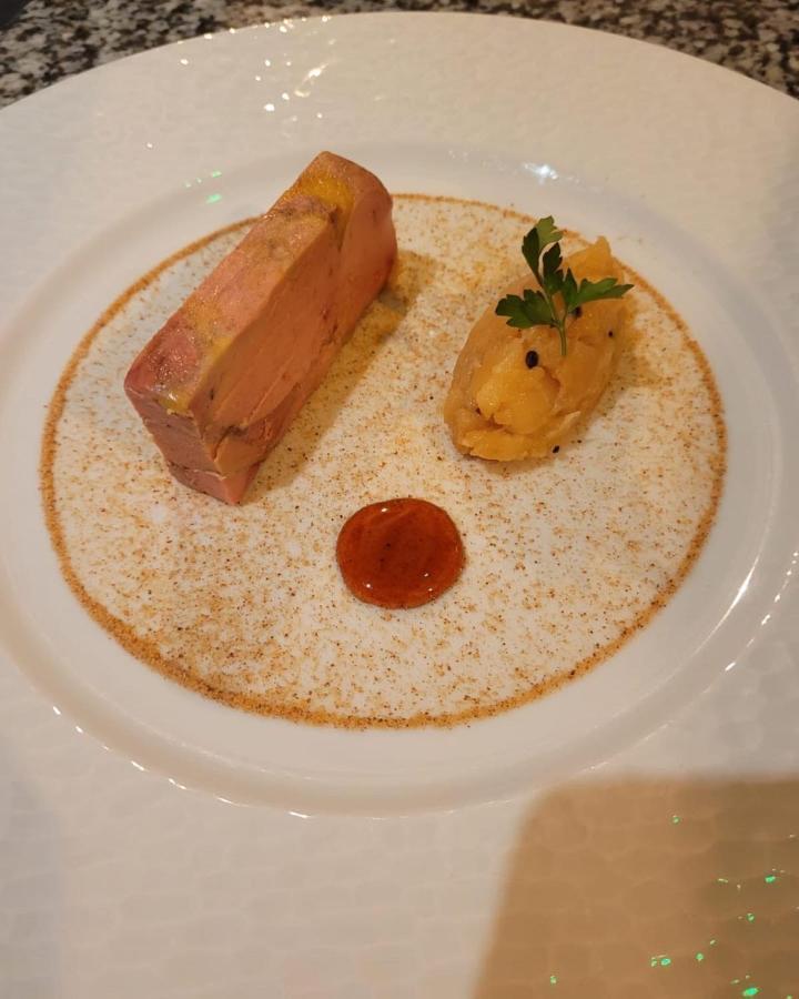 Auberge De Thelis Luaran gambar